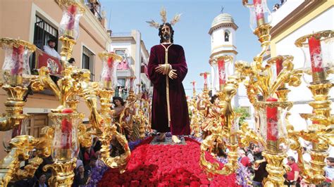 Lunes Santo En Sevilla