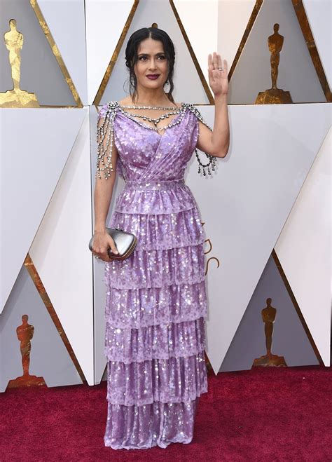 Salma Hayek En La Alfombra Roja De Los Oscars Fotos En Ecartelera