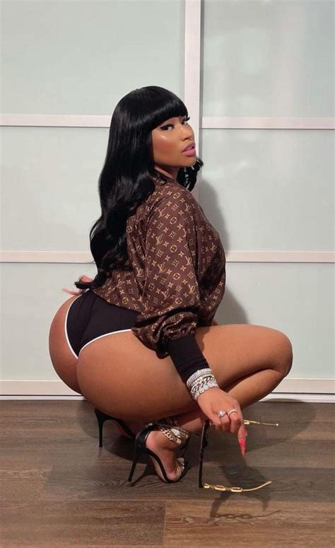 Nicki Sexy Ass And Some Pretty Feet ShesFreaky