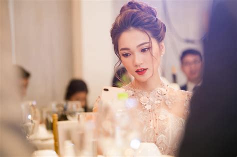 Lo T Hot Girl X Ngh Y U C U Th Ng I V N M N N Ng K Chia Tay T I