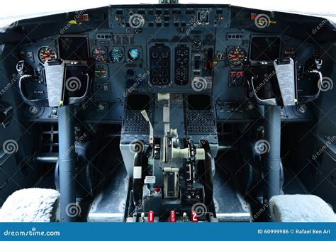 Boeing 737 Cockpit Stock Photography | CartoonDealer.com #60999986