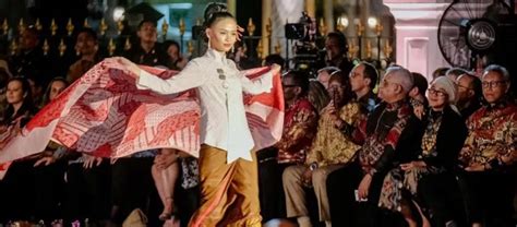 Istana Berbatik Merayakan Keindahan Warisan Budaya Batik Indonesia Pande