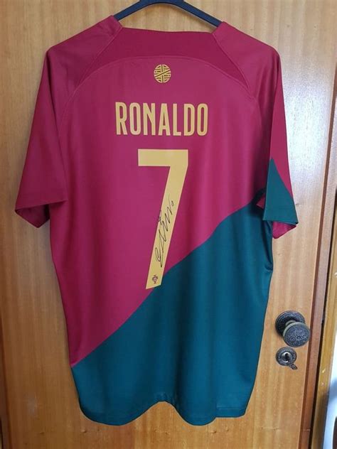 Cristiano Ronaldo Portugal Home Trikot Signiert Kaufen Auf Ricardo