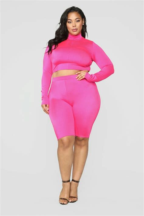 Pin By Kandii Dandii On X Curves 04 Hot Pink Fashion Fashion