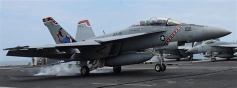 Vfa 102 Diamondbacks F A 18f Super Hornet Carrier Air Wing Cvw 5 Uss Ronald Reagan Cvn 76