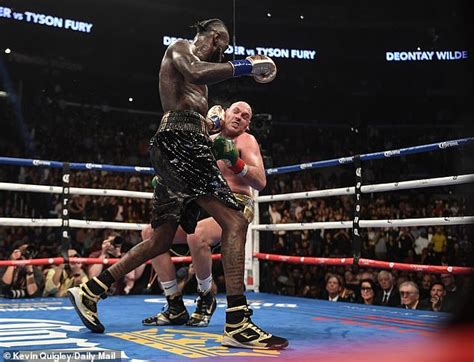 Deontay Wilders Hilarious Expression As Tyson Fury Gets Up From Brutal