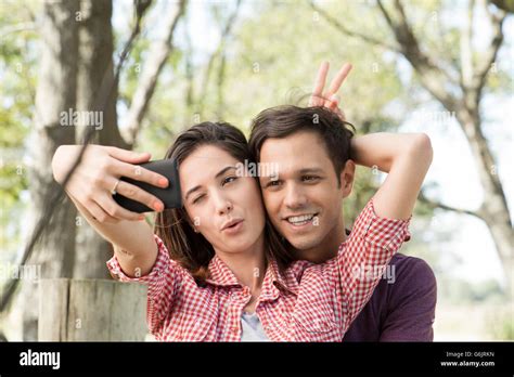 Update More Than 184 Selfie Poses Couple Nanoginkgobiloba Vn