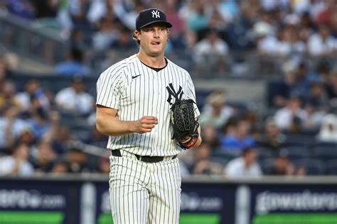 Watch Yankees Ace Gerrit Cole Gives Adorable Head Nod To Son Caden