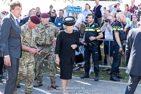 Prince Charles Bij Herdenking Airborne Bnnews Nl