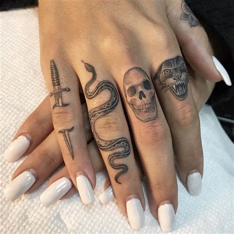 Tatuajes En Los Dedos Para Mujeres