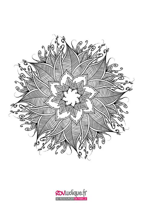 Coloriage Mandala Fleur A Imprimer