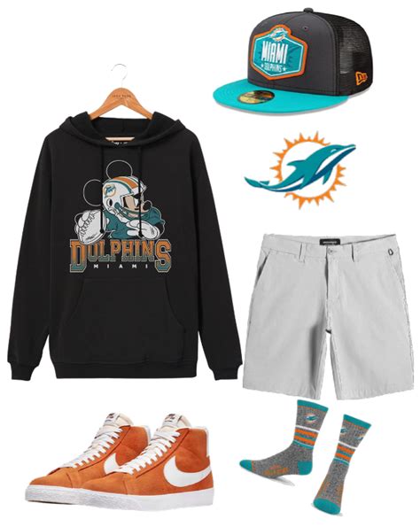 Park outfit: Miami Dolphins - AllEars.Net