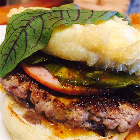 Moe's crosstown charleston burger specials win local food awards 34