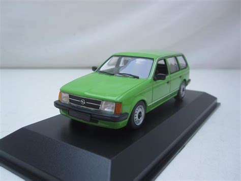 Opel Kadett D Caravan Jagersma Miniaturen