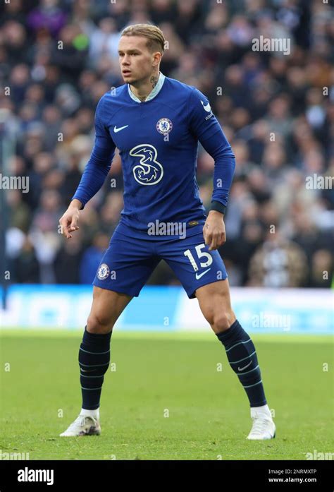 Chelsea S Mykhailo Mudryk In Action During The English Premier League