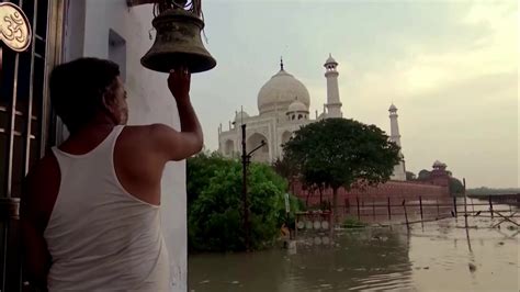 Taj Mahal I Yamuna Water Level Reaches Wall Of Taj Mahal Video