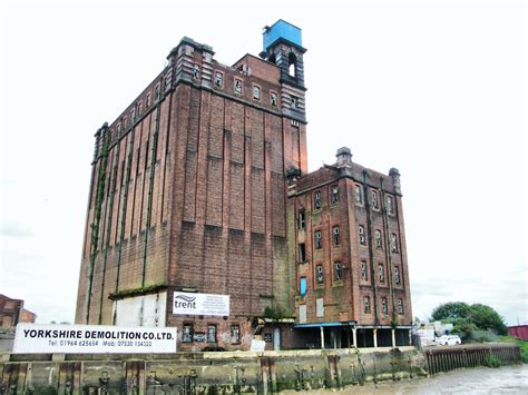 Hull and Hereabouts: Old Mill