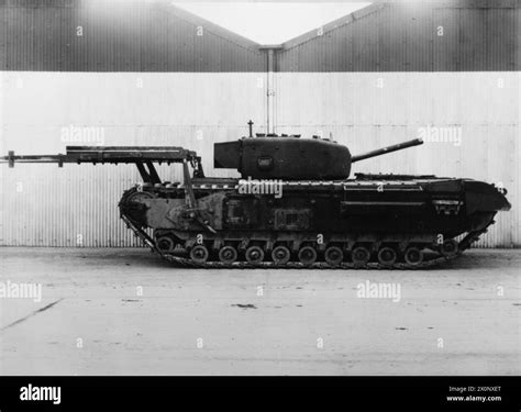 Tanks And Armoured Fighting Vehicles Of The British Army 1939 45