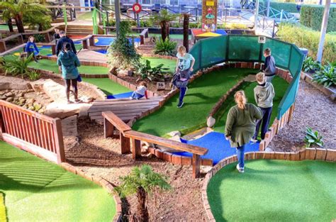 Where To Find The Best Mini Golf In Melbourne Veriu Hotels