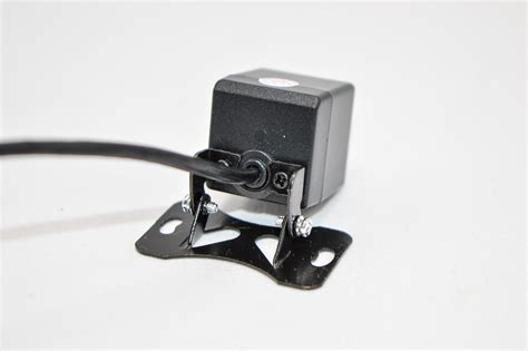 Трехканальный видеорегистратор Camshel Stream с сенсорным управлением ...