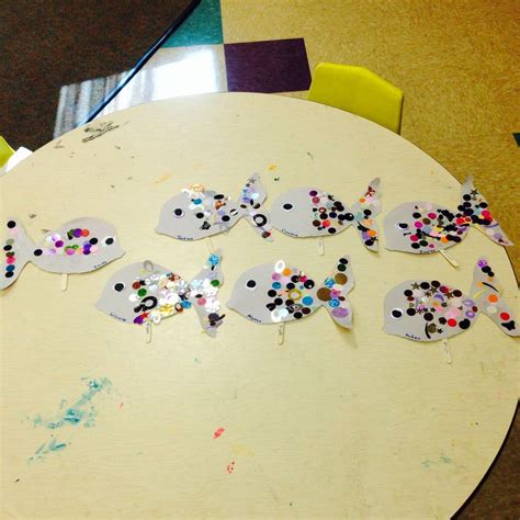 Fish f craft | Preschool crafts, Crafts, Preschool class