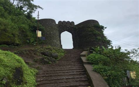 Sinhagad Fort Pune, History, Timings, Trek, Information, Photos