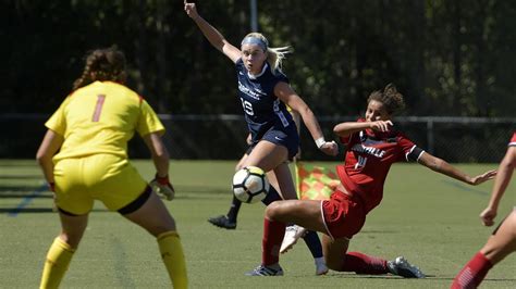 UNC Women S Soccer Tar Heels Take Down 24 Louisville 5 1 Take Over