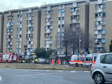 Tre Intossicati Un Appartamento Inagibile Il Bilancio Dell Incendio