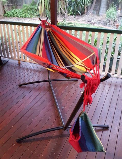 Free Standing Hammock: Red And Yellow Canvas Hammock With Fixed Stand ...