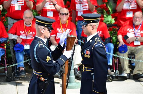 Photo Gallery Kansas Honor Flight