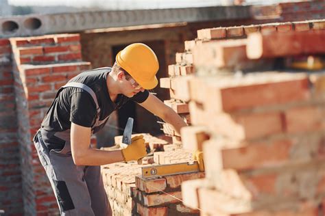 Ini 6 Alasan Harus Pilih Kuli Bangunan Yang Profesional Sejasa Happy