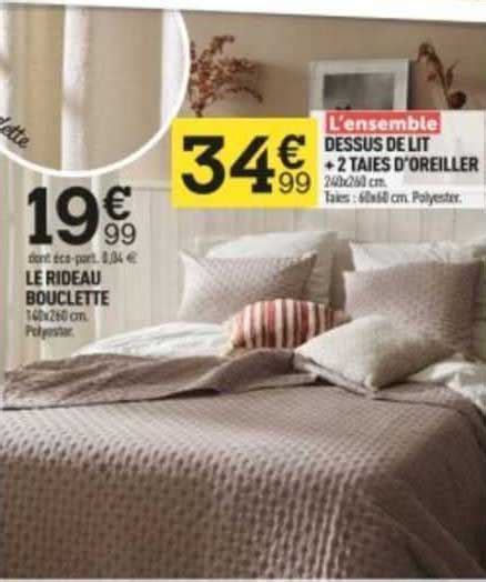 Promo Dessus De Lit 2 Taies D Oreiller Ou Le Rideau Bouclette Chez