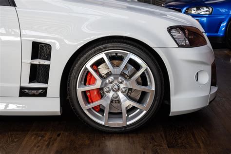 HSV W427 White 8 Richmonds Classic And Prestige Cars Storage