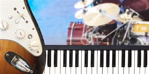 987 Piano Guitar Drum Stock Photos Free And Royalty Free Stock Photos