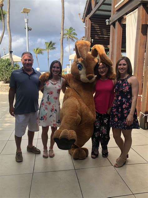 Positive vibes from our beloved tourists abroad – Aruba Today