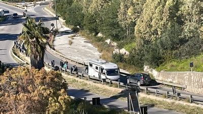 Camper Contromano Sulla Ss 115 Si Scontra Con Un Auto Nessun Ferito