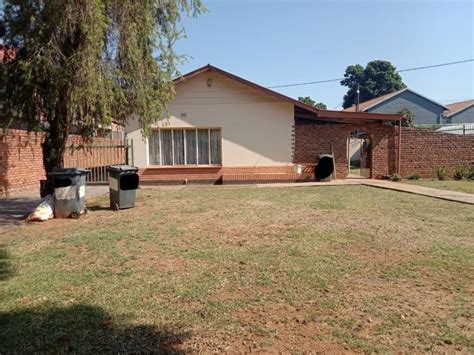 Bedroom House For Sale For Sale In Pretoria North Mr