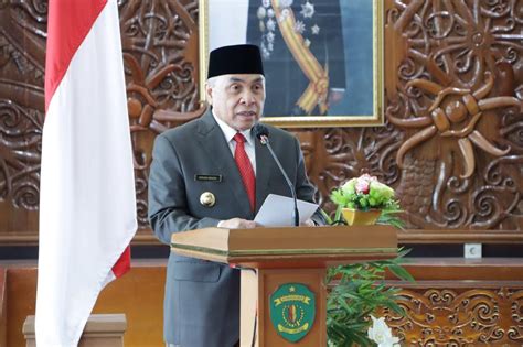 Gubernur Tetapkan UMP Kaltim Tahun 2023 Rp 3 2 Juta Naik 6 20 Persen