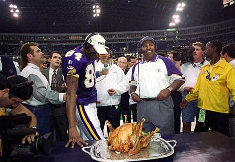 What I Watched Tuesday: 1998 Vikings vs Cowboys Thanksgiving Game