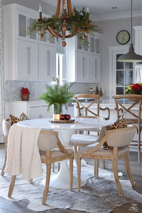 Holiday Home Showcase Christmas Tour Zdesign At Home Round Dining