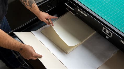 Artists are flocking to the paper source soho for limited supplies 11