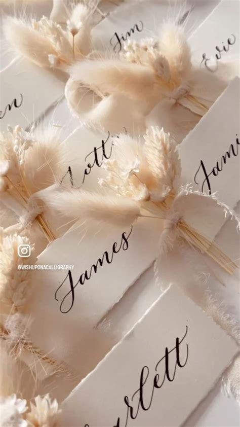 Place Cards With Luxurious Dried Flowers Matrimonio Fai Da Te Idee