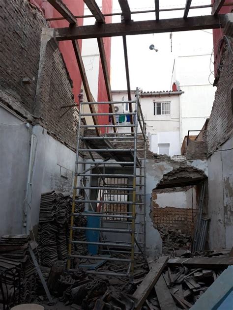 Antes y después de casa con look de pueblo en Valencia a casa diáfana