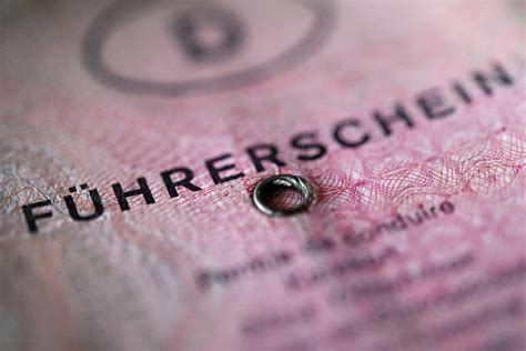 Noch immer Wartezeiten für den Führerschein per Post in Mittelsachsen