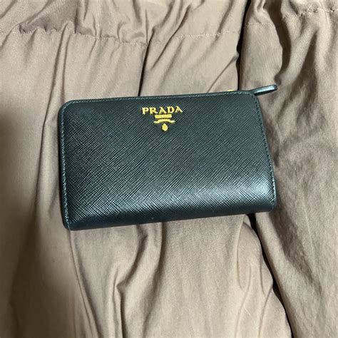 【サフィアー】 Prada プラダ 折財布 サフィアーノ マルチカラー 黒 ブラック ピンク リングロゴ