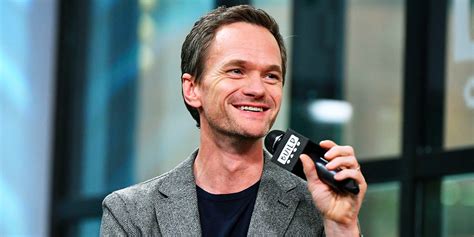 Is Cassian Bilton Gay The Actor Supports Queer Projects Has Never Confirmed His Sexual