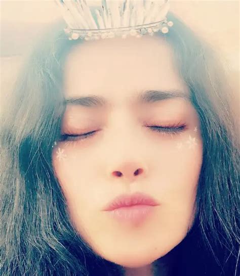 Adi S Lady Gaga El Look De Salma Hayek Para La Met Gala Promete