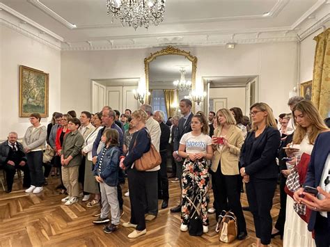 Remise des palmes académiques aux promotions 2020 2021 2022 et