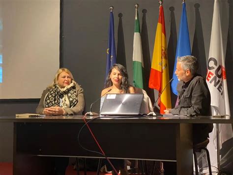 Paloma Rivas Presenta Su Primera Novela En Nerja Infonerja