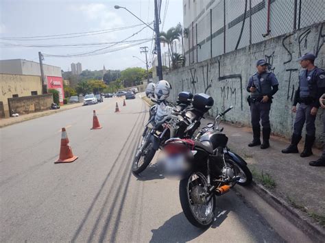 Para Fugir De Bloqueio Policial Indiv Duo Tenta Atropelar Pm Mas